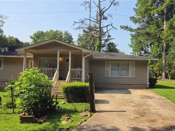 2933 Coffer Drive , Ellenwood, GA 30294