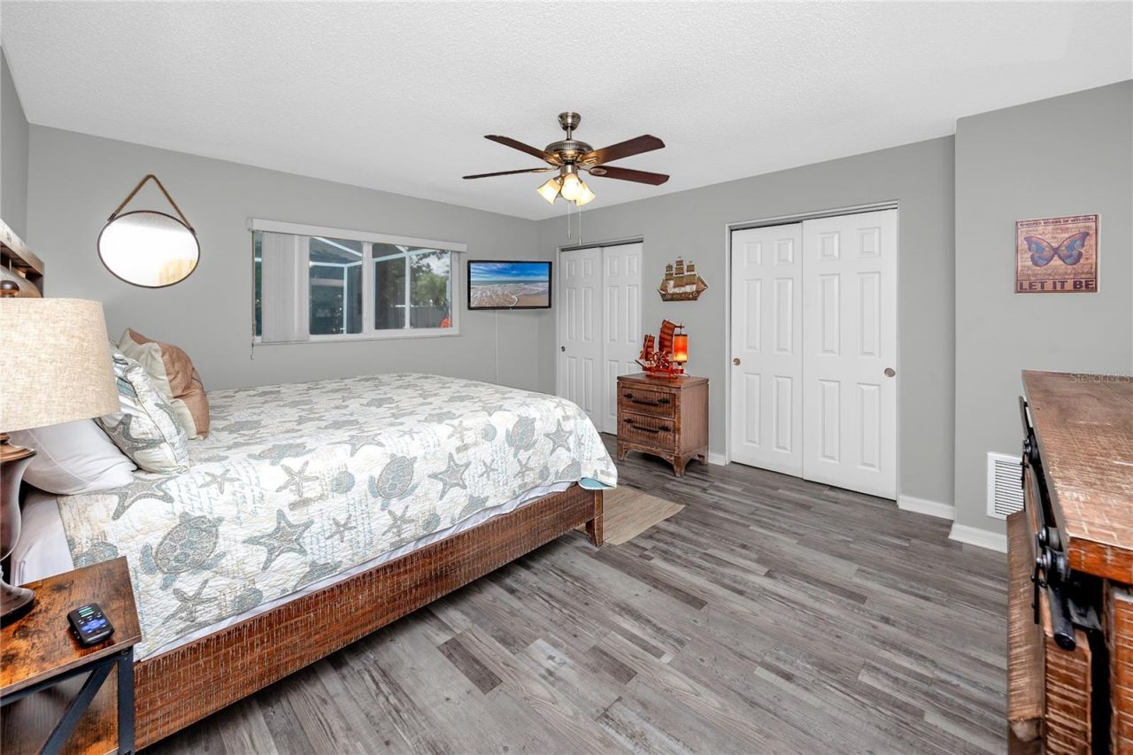 12291 Monarch Circle, Seminole, FL 33772 Photo