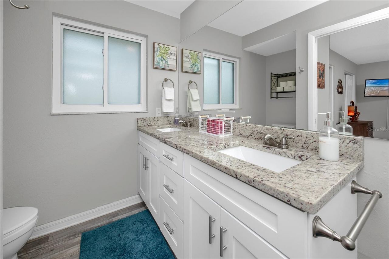 12291 Monarch Circle, Seminole, FL 33772 Photo