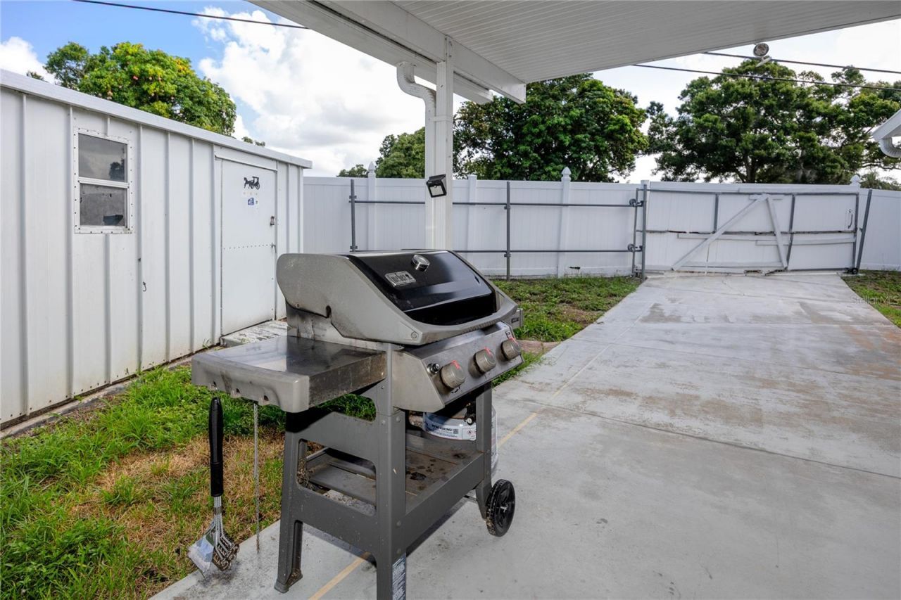 12291 Monarch Circle, Seminole, FL 33772 Photo