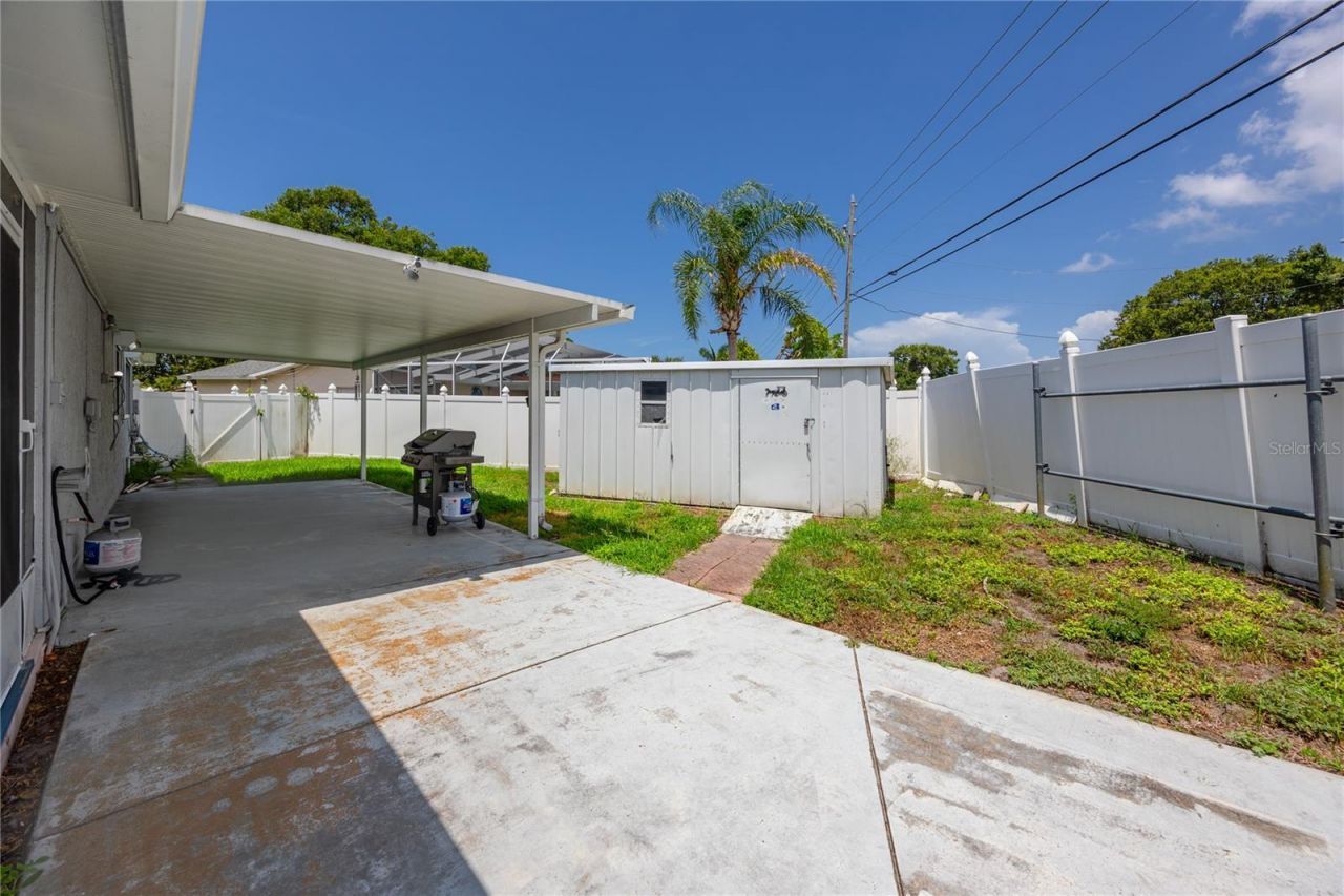 12291 Monarch Circle, Seminole, FL 33772 Photo