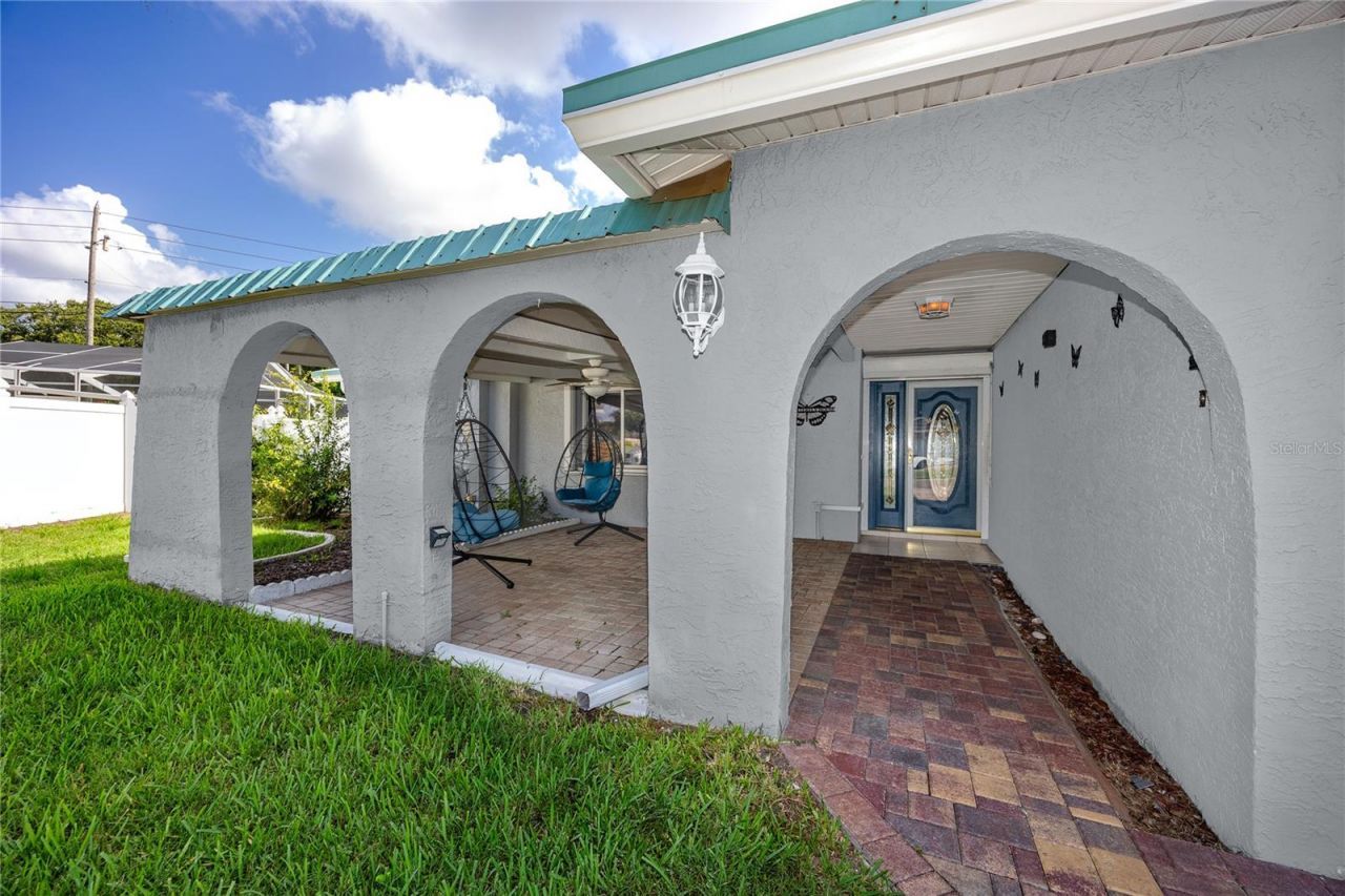 12291 Monarch Circle, Seminole, FL 33772 Photo