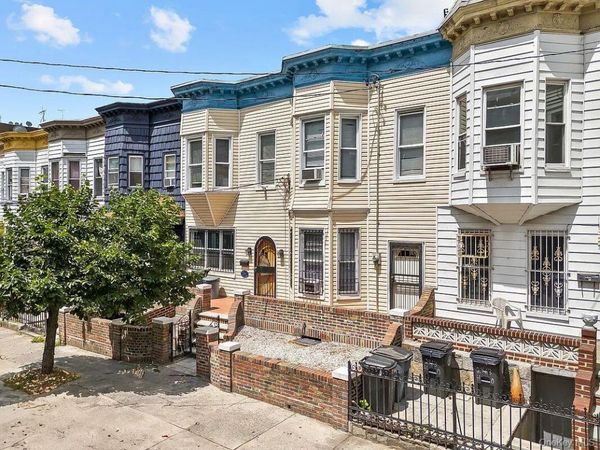 2459 Hoffman Street , Bronx, NY 10458
