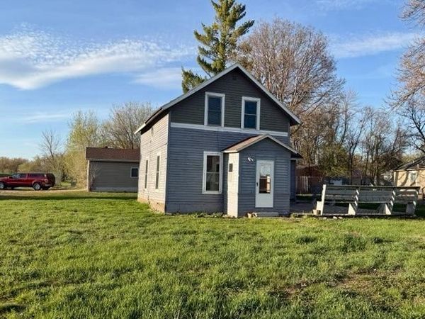 101 5th Avenue E, Lisbon, ND 58054