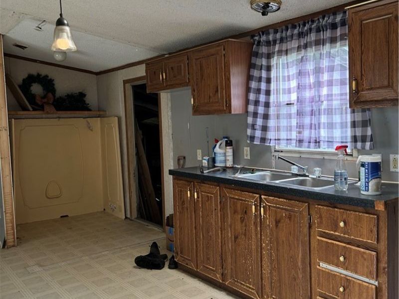 58423 Marietta Road, Byesville, OH 43723 Photo 11