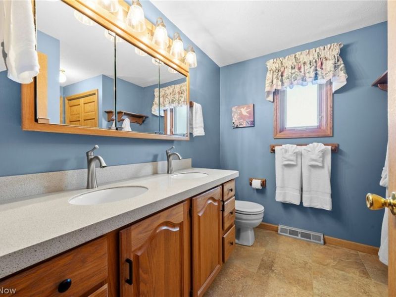 7288 Rita Drive , Independence, OH 44131 Photo 30