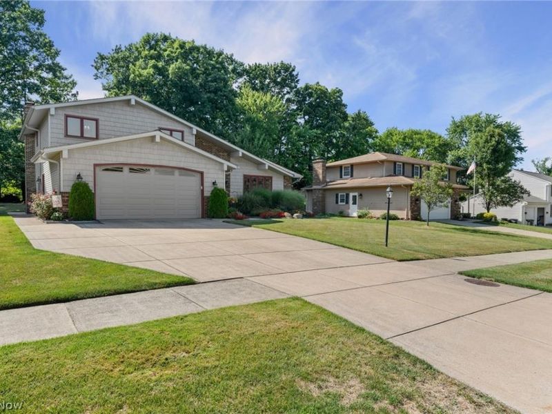 7288 Rita Drive , Independence, OH 44131 Photo 5