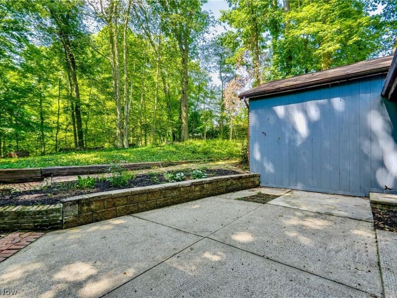 1512 Tiffany Circle, Akron, OH 44313 Photo 40