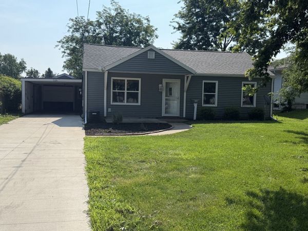 536 Dwight Street , Kewanee, IL 61443