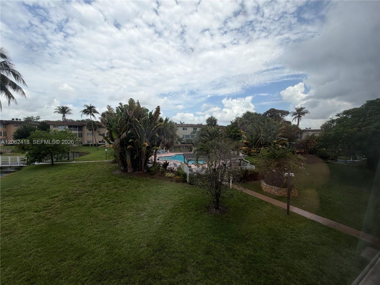 5071 W Oakland Park Blvd , Unit 205, Lauderdale Lakes, FL 33313 Photo