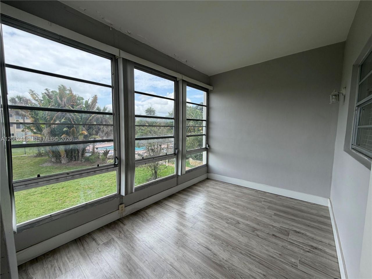 5071 W Oakland Park Blvd , Unit 205, Lauderdale Lakes, FL 33313 Photo