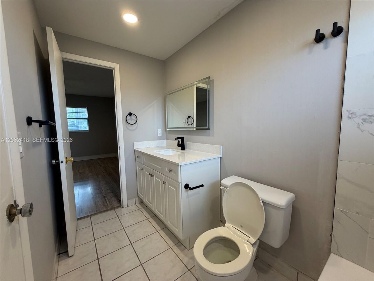 5071 W Oakland Park Blvd , Unit 205, Lauderdale Lakes, FL 33313 Photo