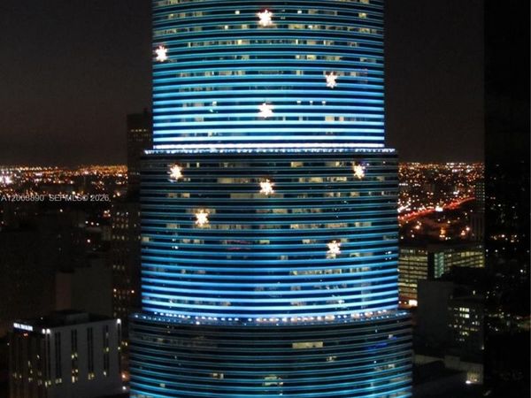 200 Biscayne Boulevard Way , Unit 3809, Miami, FL 33131