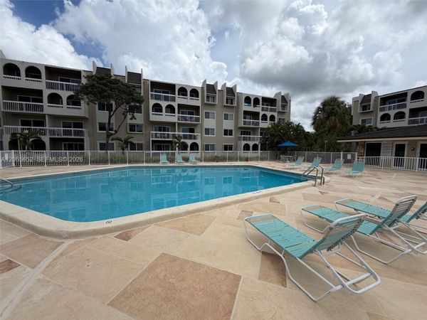 7850 Camino Real, Unit O-401, Miami, FL 33143