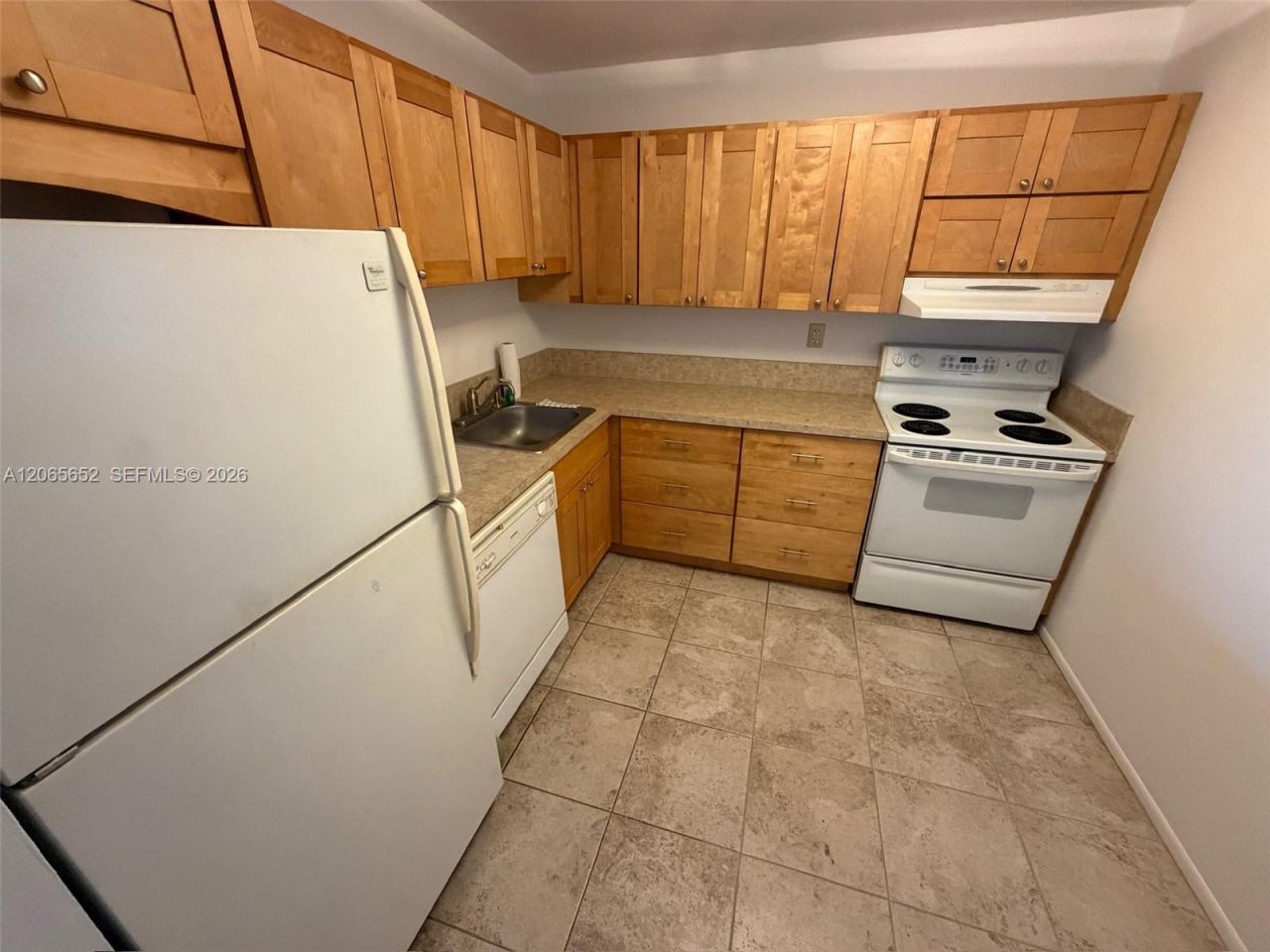 7850 Camino Real, Unit O-401, Miami, FL 33143 Photo