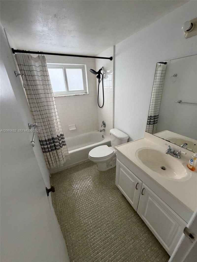 7850 Camino Real, Unit O-401, Miami, FL 33143 Photo