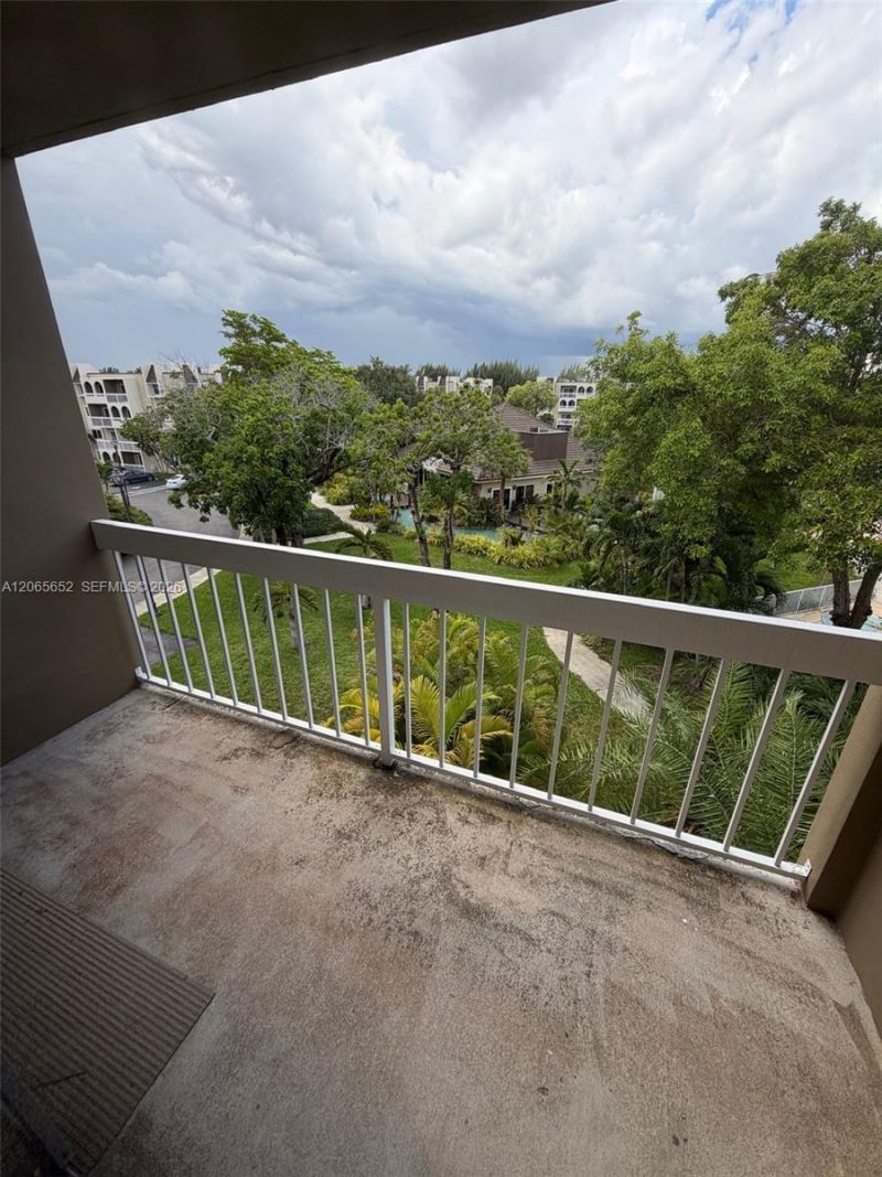 7850 Camino Real, Unit O-401, Miami, FL 33143 Photo