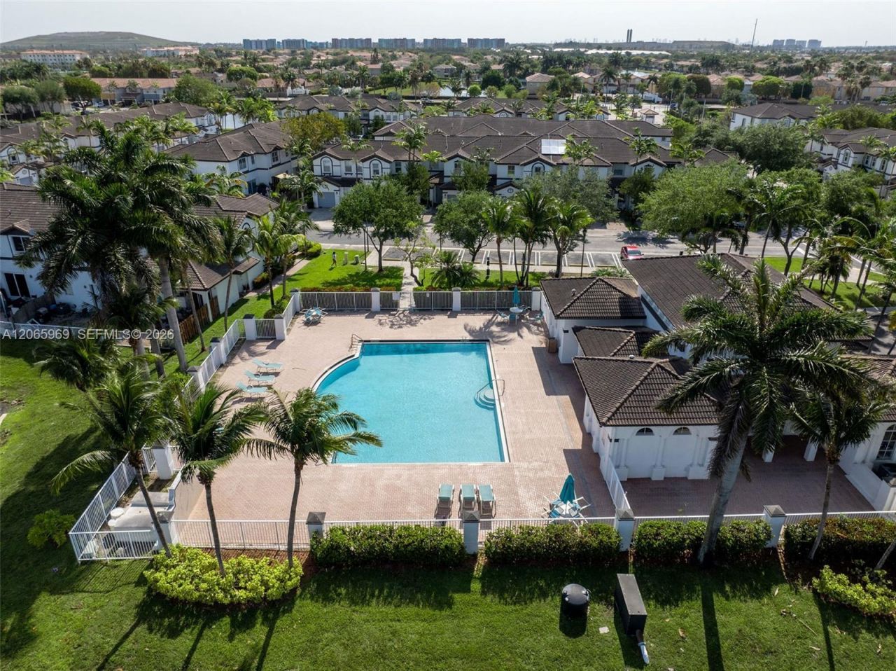 11406 NW 76th Ter, Unit 11406, Doral, FL 33178 Photo