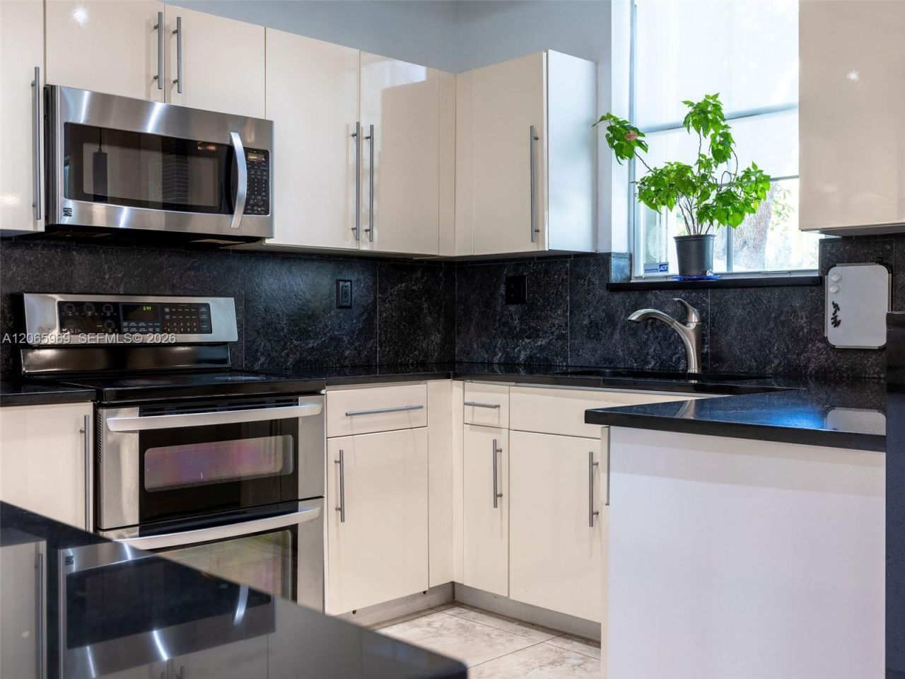 11406 NW 76th Ter, Unit 11406, Doral, FL 33178 Photo