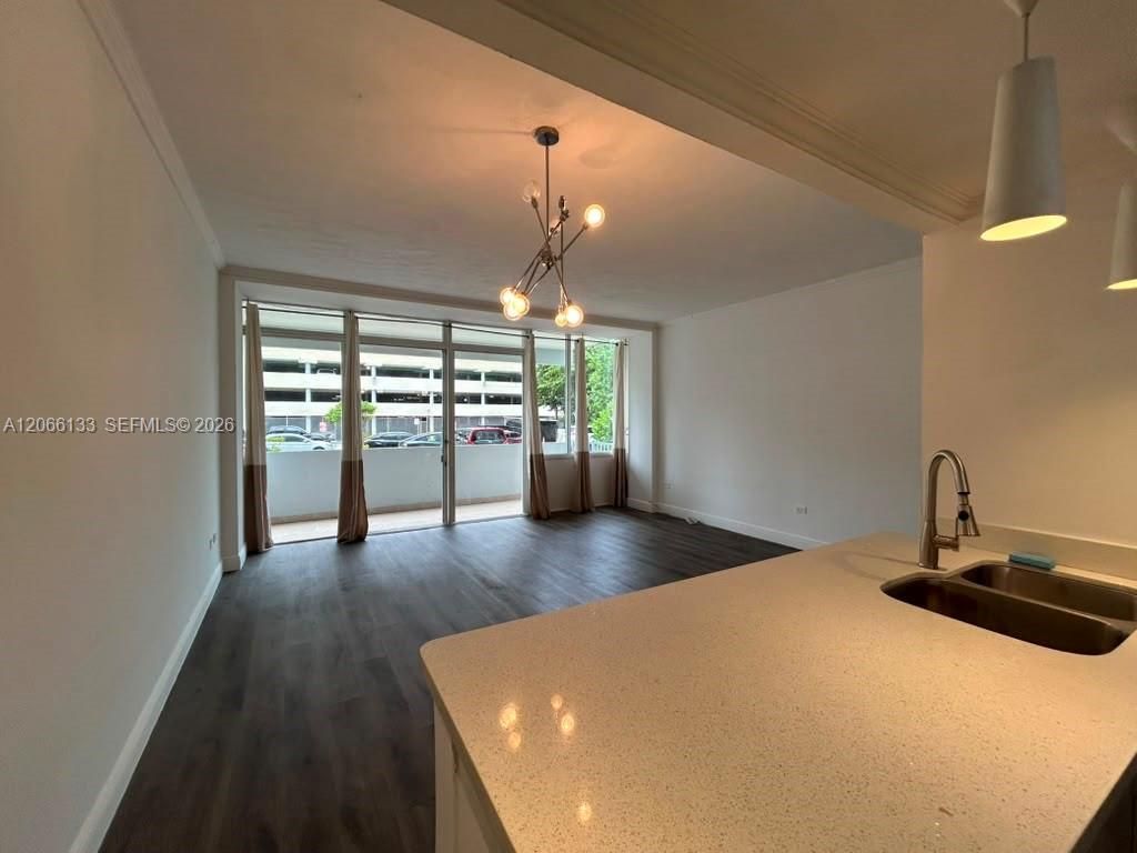 7545 E Treasure Dr, Unit 1B, North Bay Village, FL 33141 Photo