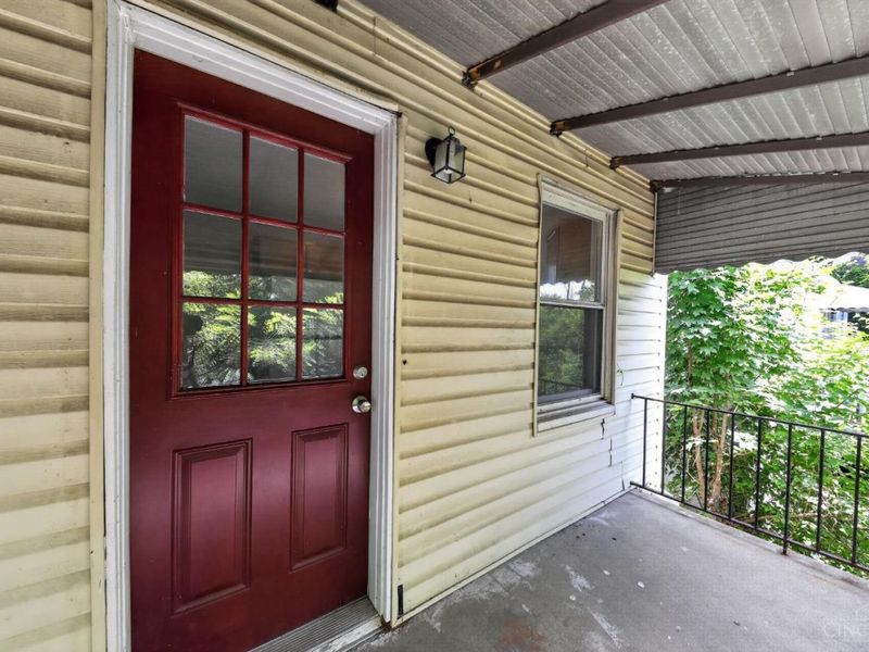 1911 Ashbrook Drive, Cincinnati, OH 45238 Photo 4