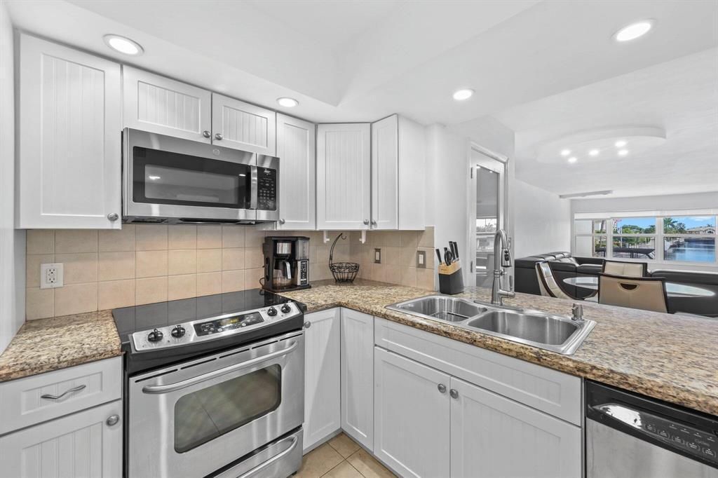 3121 NE 51st Street, Unit 204E, Fort Lauderdale, FL 33308 Photo