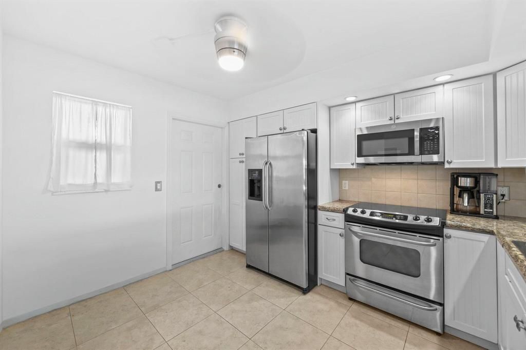 3121 NE 51st Street, Unit 204E, Fort Lauderdale, FL 33308 Photo