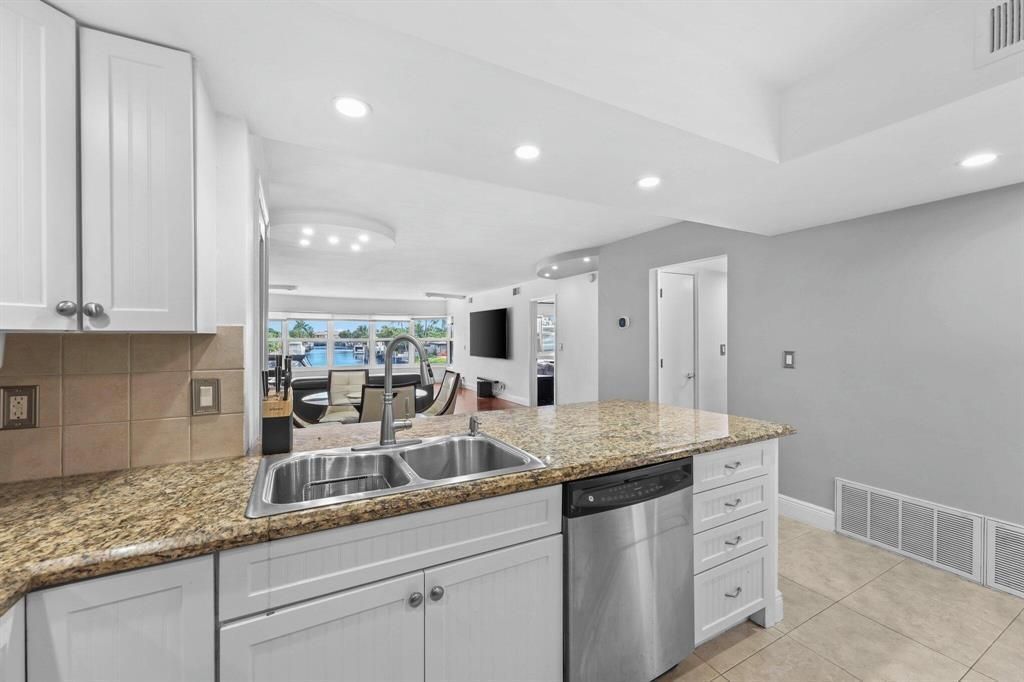3121 NE 51st Street, Unit 204E, Fort Lauderdale, FL 33308 Photo