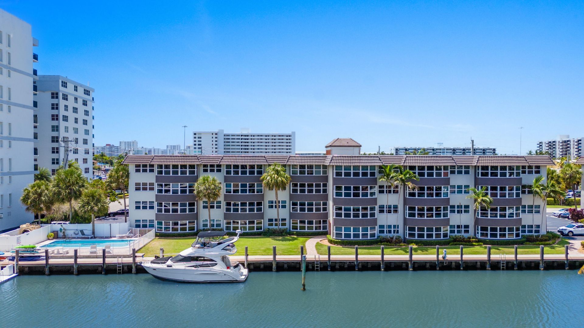 3121 NE 51st Street, Unit 204E, Fort Lauderdale, FL 33308 Photo
