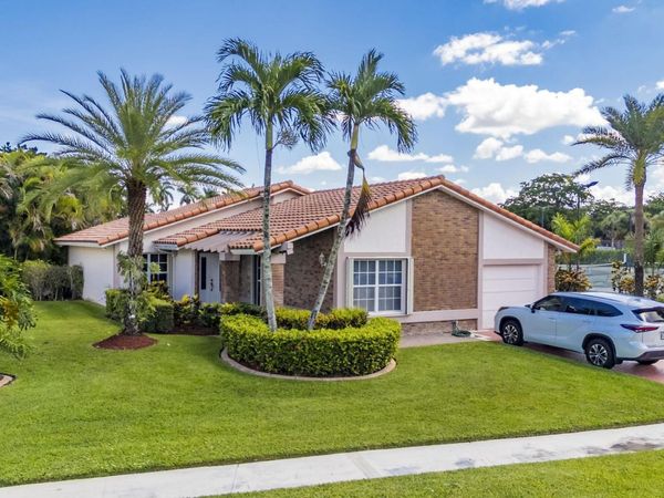 19626 SEA PINES Way, Boca Raton, FL 33498