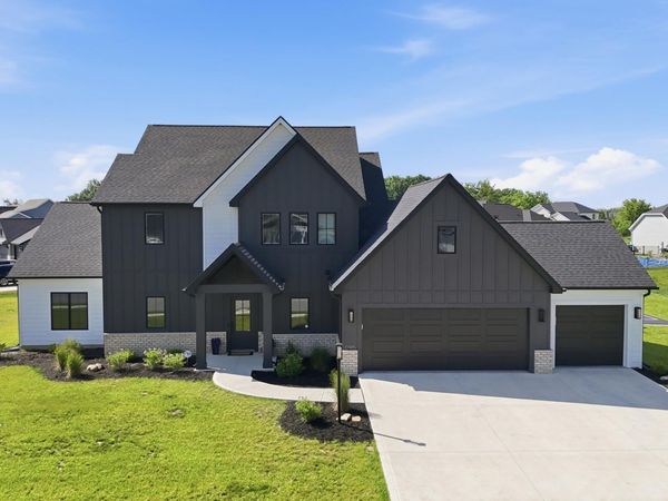 12915 Hallux Cove, Fort Wayne, IN 46845