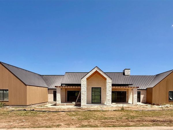 100 Beauty Berry, Horseshoe Bay, TX 78657