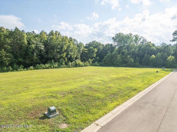185 Huxley Drive, Starkville, MS 39759