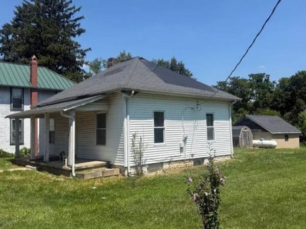 1938 Miller Street , Galloway, OH 43119