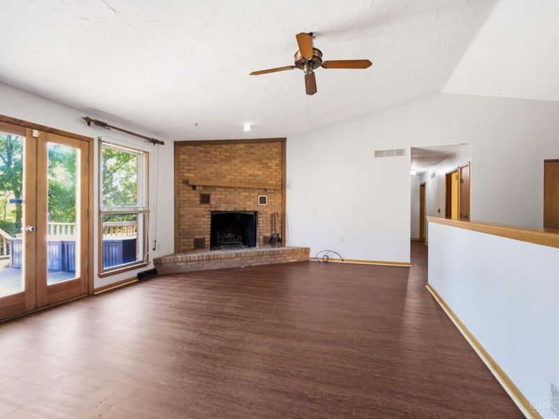 4266 Marcrest Drive, Green Township, OH 45211 Photo 10