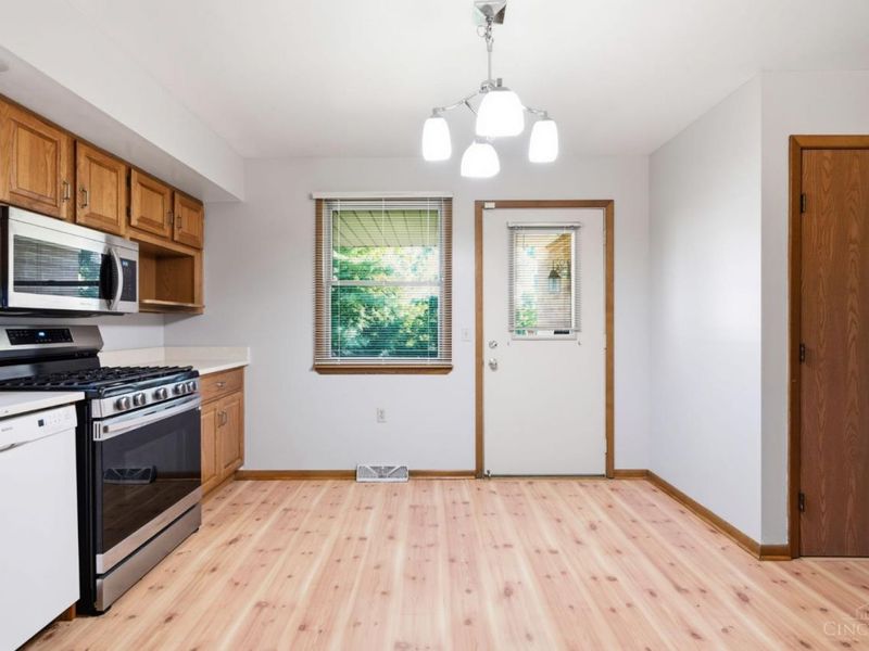 4266 Marcrest Drive, Green Township, OH 45211 Photo 16