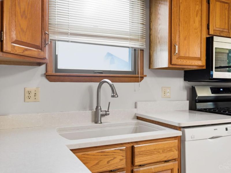 4266 Marcrest Drive, Green Township, OH 45211 Photo 19