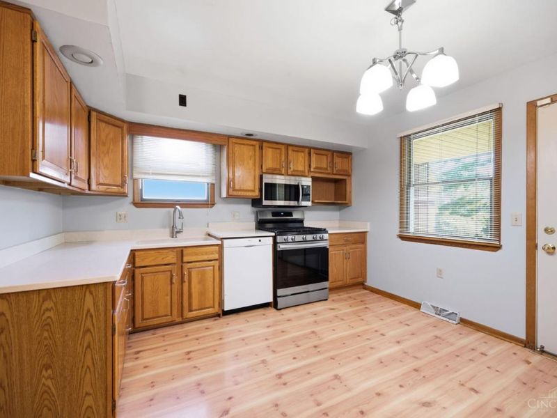 4266 Marcrest Drive, Green Township, OH 45211 Photo 20