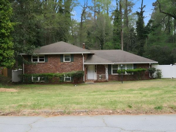 2705 Hayden Drive , East Point, GA 30344