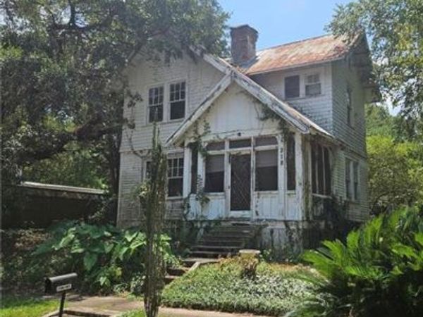 218 5th Street, Mobile, AL 36611