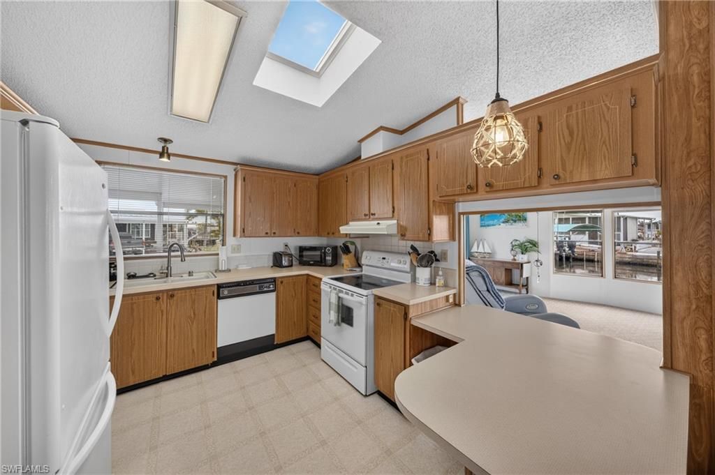 3032 Bounty Ln , Saint James City, FL 33956 Photo