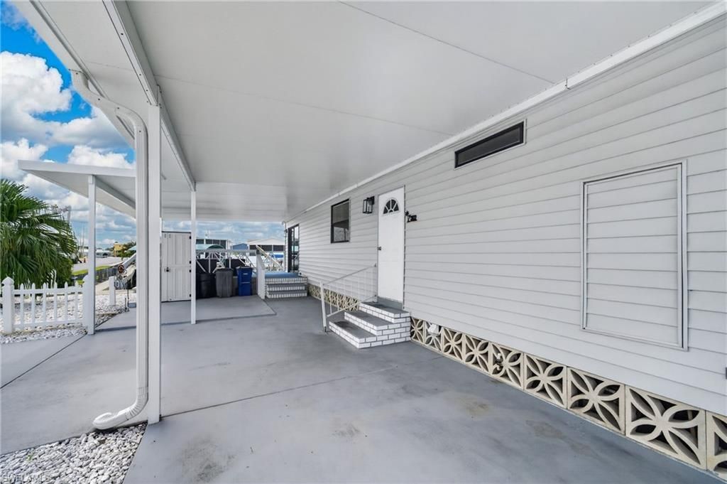 3032 Bounty Ln , Saint James City, FL 33956 Photo