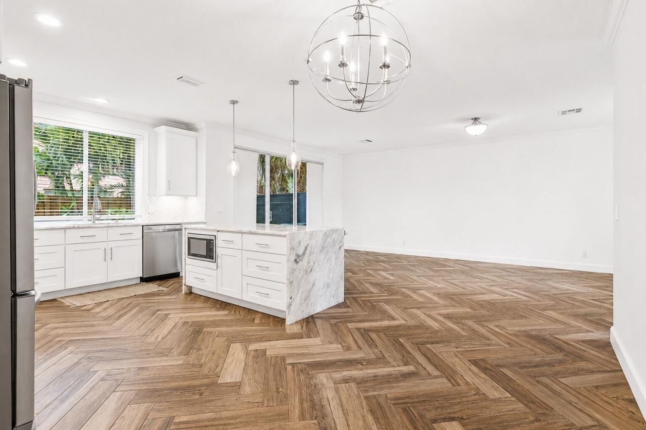 350 SW 8th Street, Unit 2, Boca Raton, FL 33432 Photo