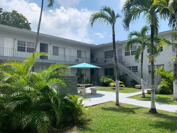 555 SW 16TH Avenue, Unit 15, Miami, FL 33135