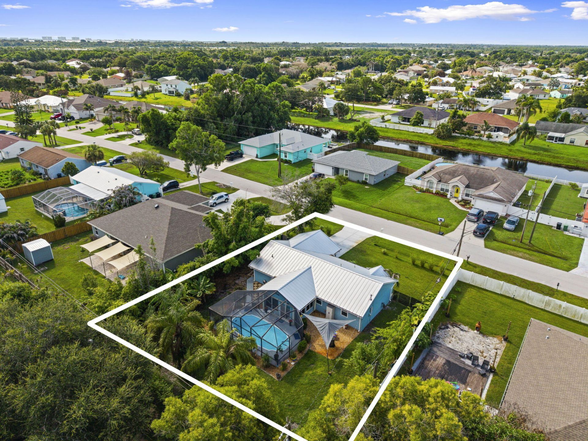 2182 SE South Buttonwood Drive, Port Saint Lucie, FL 34952 Photo
