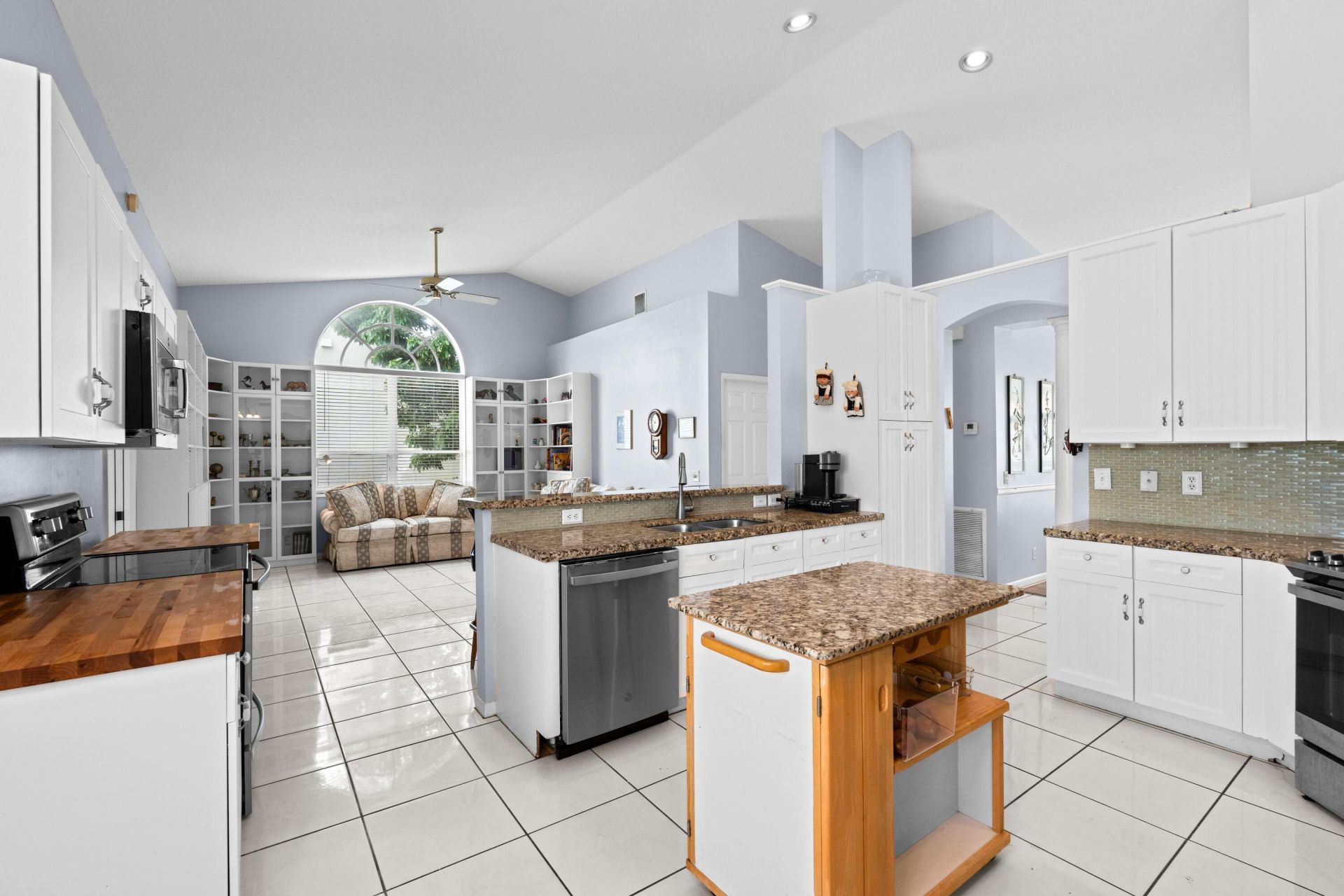 4220 NW 90th Terrace, Coral Springs, FL 33065 Photo