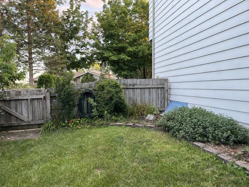 1960 Faymeadow Avenue , Columbus, OH 43229 Photo 9