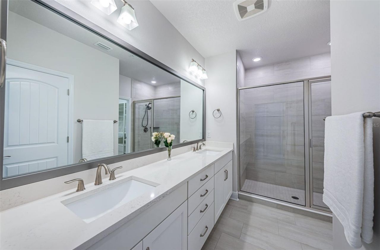 815 Burlington Avenue N, Saint Petersburg, FL 33701 Photo