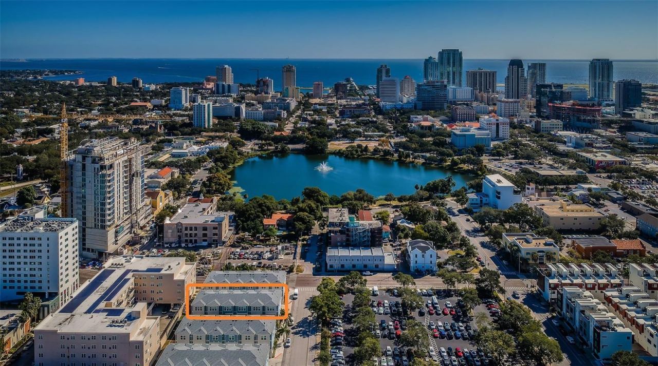 815 Burlington Avenue N, Saint Petersburg, FL 33701 Photo