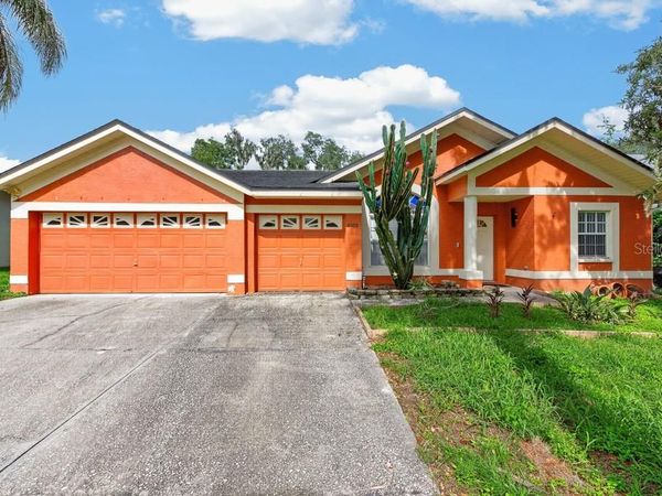 4609 OAK RIVER CIRCLE , VALRICO, FL 33596